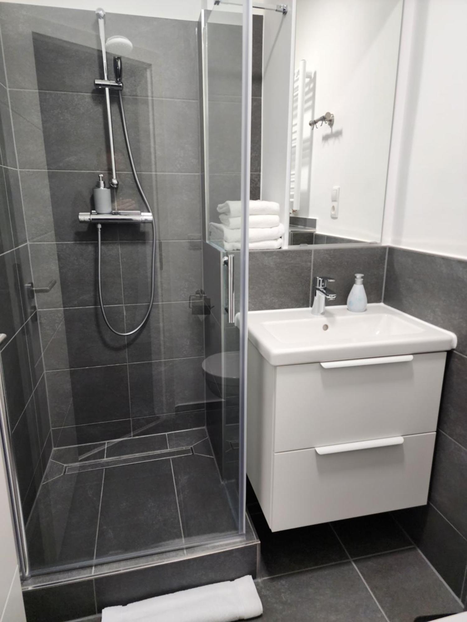 Davin Aparments - Self-check-in Hotel apartamentowy *